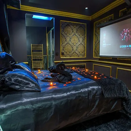 De Luxe - Jacuzzi Privatif - Cinema -