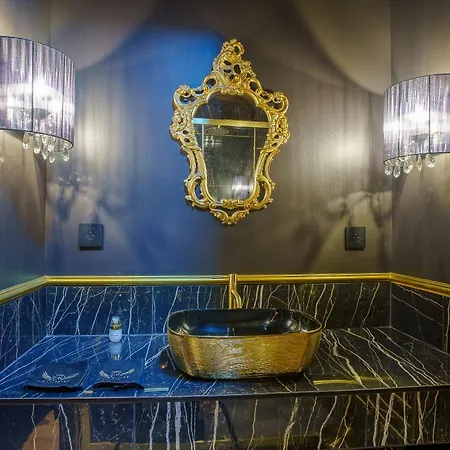 De Luxe - Jacuzzi Privatif - Cinema - *